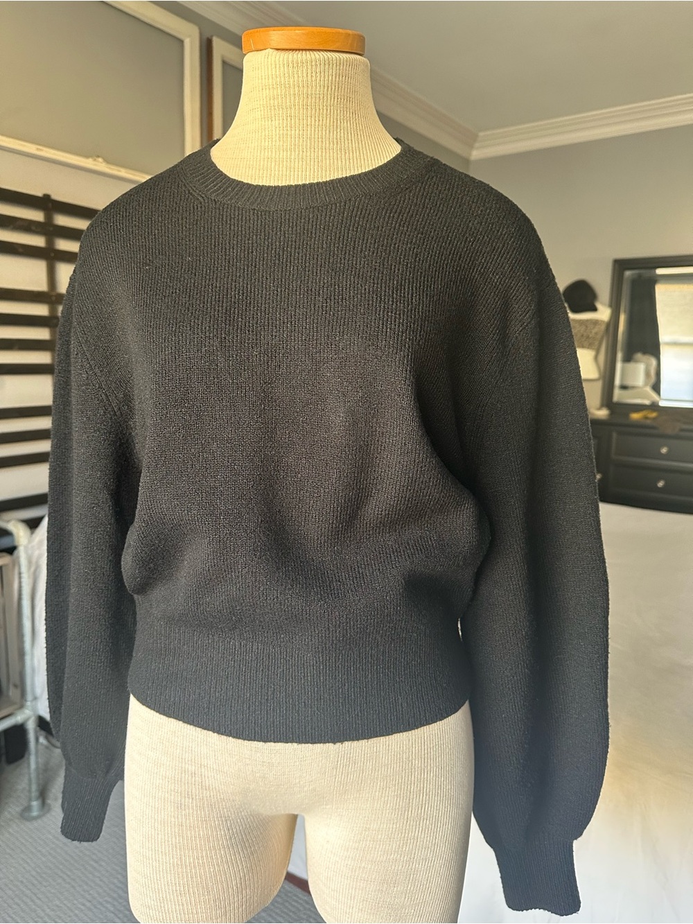 & Other Stories Black Crewneck Sweater with Balloon Sleeves size small - Picture 5 of 12